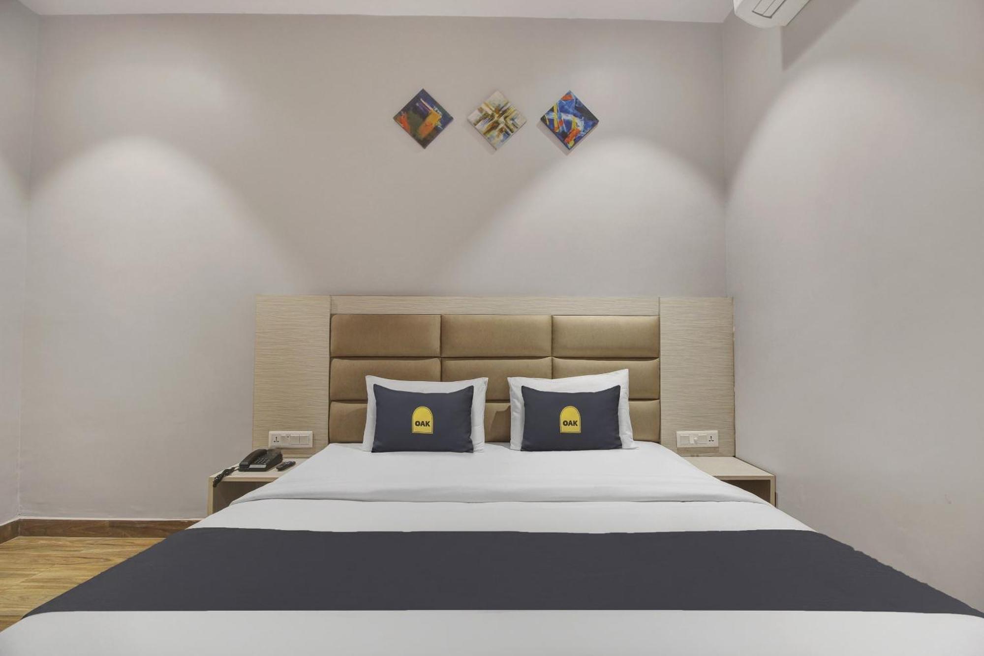 Townhouse Oak Sohotel Haora Екстер'єр фото