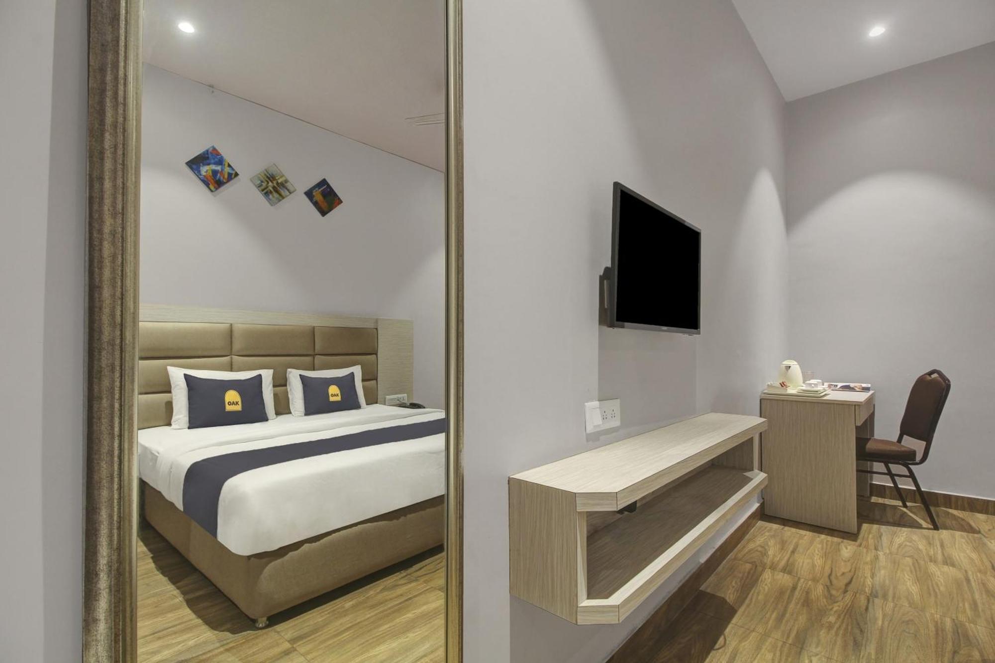 Townhouse Oak Sohotel Haora Екстер'єр фото