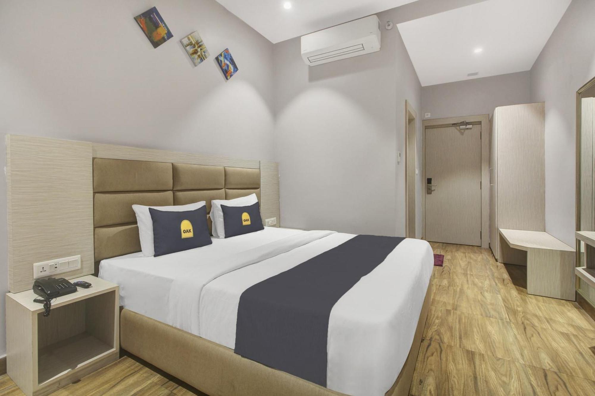 Townhouse Oak Sohotel Haora Екстер'єр фото