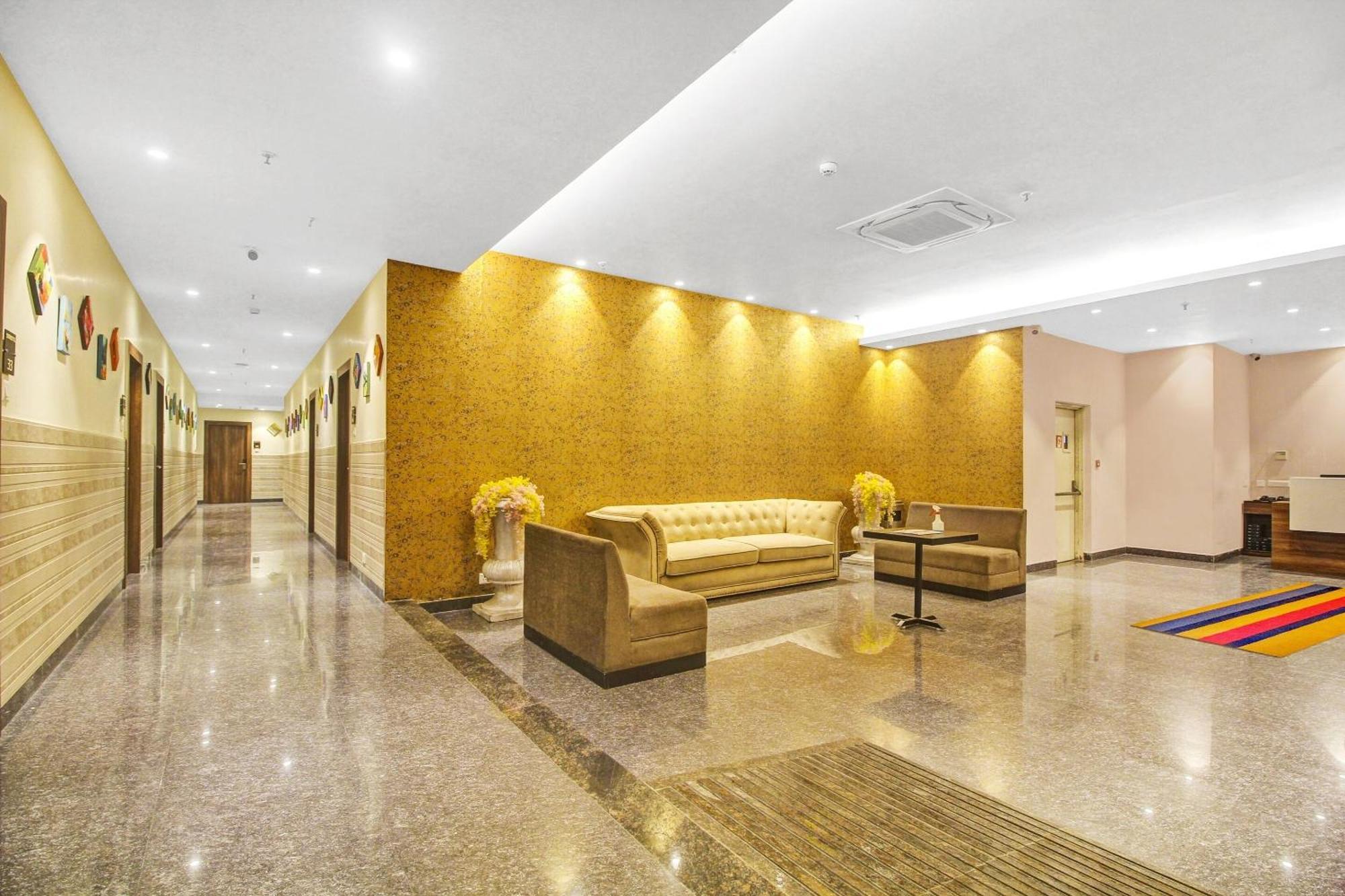 Townhouse Oak Sohotel Haora Екстер'єр фото