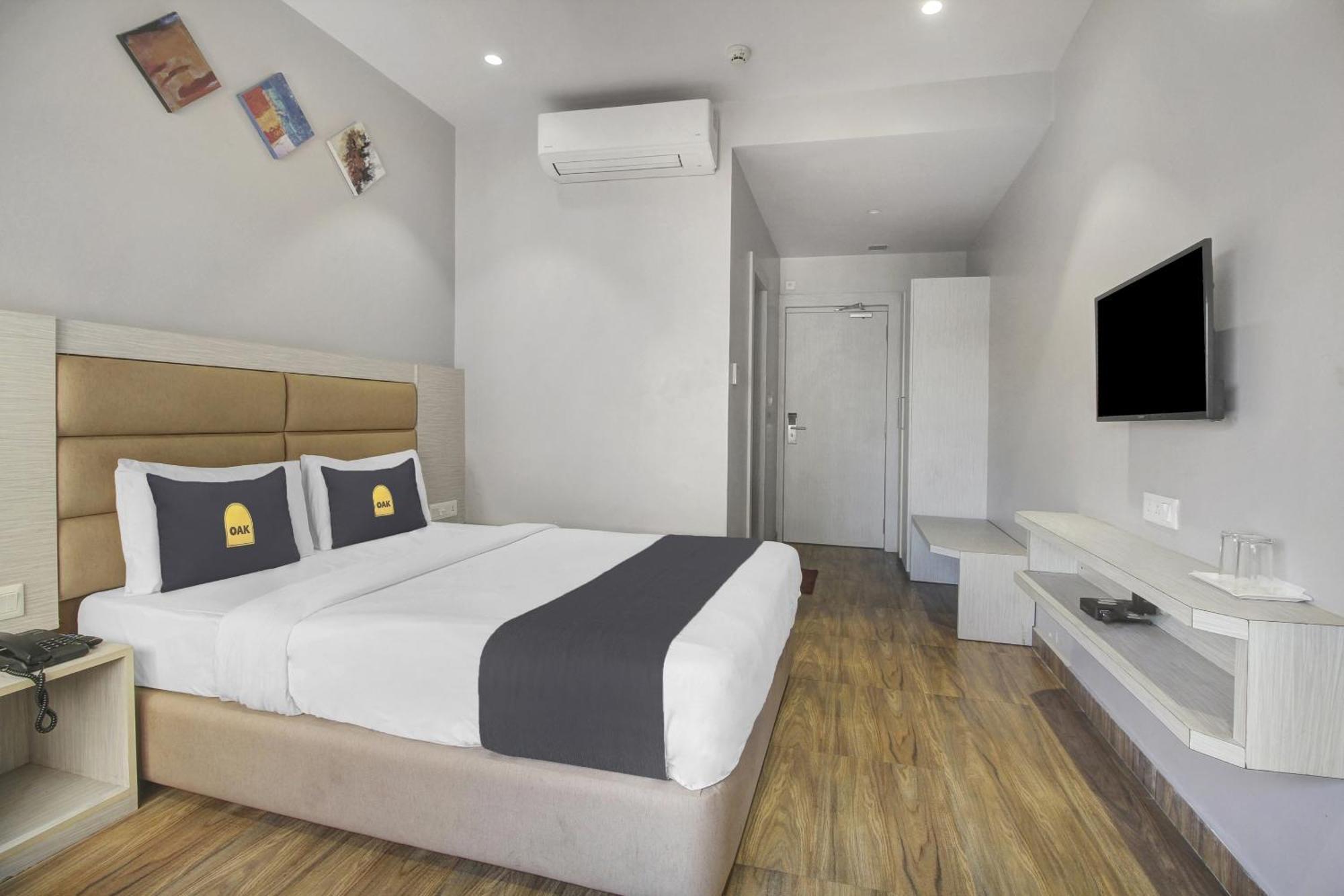 Townhouse Oak Sohotel Haora Екстер'єр фото